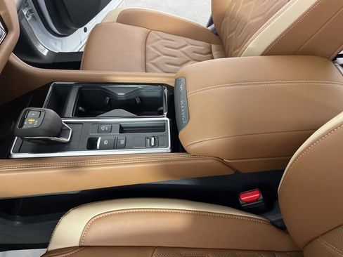 New 2026 Nissan Pathfinder Platinum w/ Cargo Package image 28