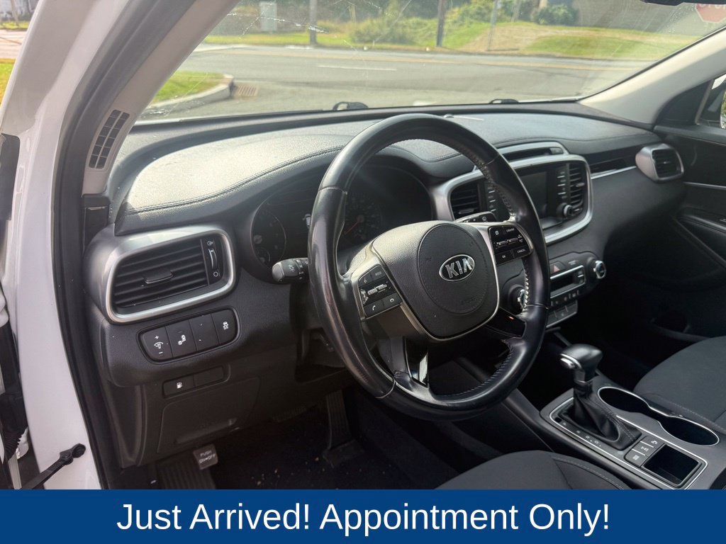 Used 2019 Kia Sorento AWD w/ LX Convenience Package image 8