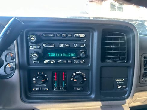 Used 2003 Chevrolet Silverado 1500 LS RWD image 9