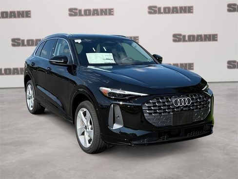 New 2025 Audi Q5 Premium Plus image 7