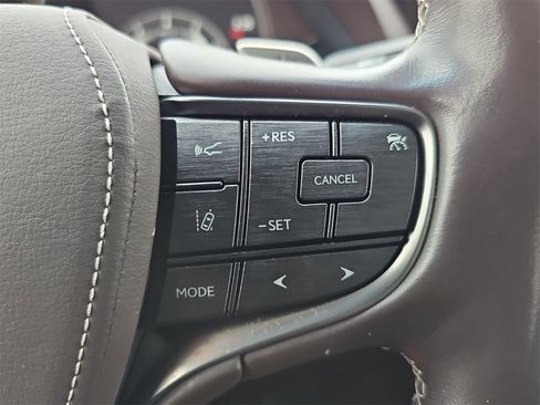 Used 2018 Lexus LS 500 AWD image 18