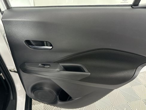 Used 2021 Nissan Kicks SV FWD image 48