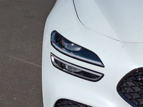 Used 2025 Genesis G70 3.3T Advanced w/ Sport Prestige Package image 8
