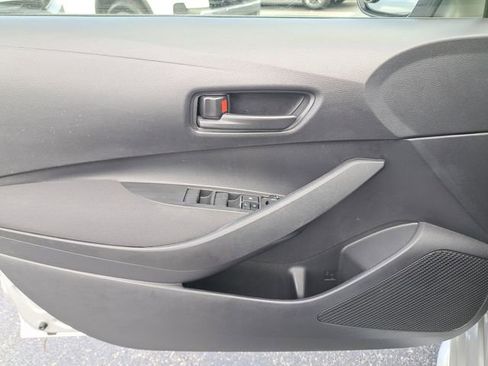 Used 2023 Toyota Corolla LE image 20