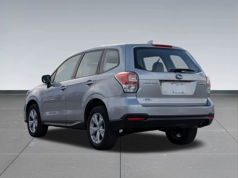Used 2018 Subaru Forester 2.5i image 4