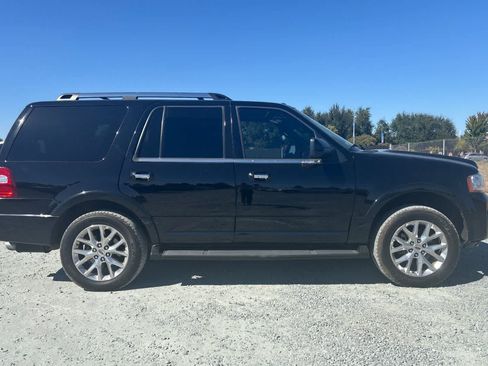 Used 2017 Ford Expedition Limited RWD image 9