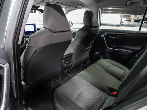 Certified 2024 Toyota RAV4 XLE FWD image 19