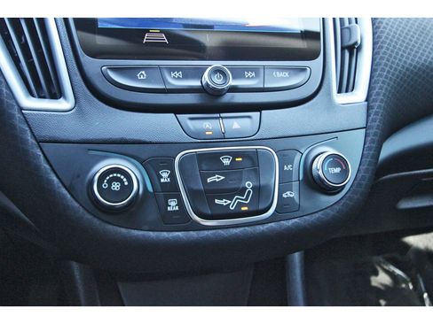 Used 2020 Chevrolet Malibu RS image 28