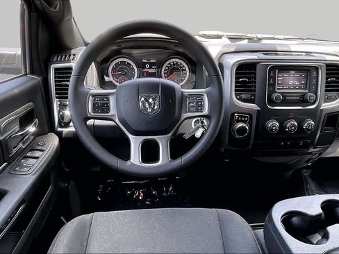 Used 2024 RAM 1500 Warlock RWD image 11