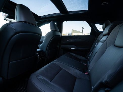 Used 2024 Lexus RX 350 image 37