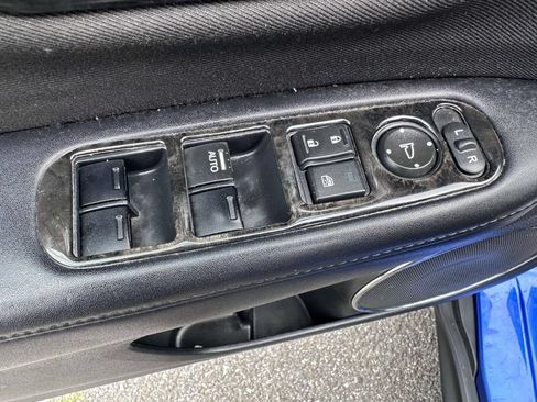 Used 2018 Honda HR-V EX image 9