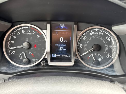 Used 2023 Toyota Tacoma SR5 w/ Technology Package AWD/4WD image 32