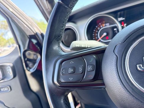 Used 2020 Jeep Wrangler Sport image 12