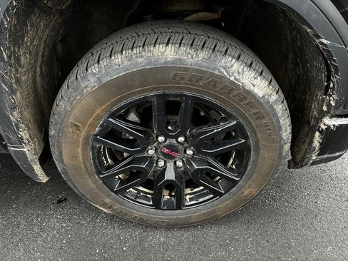 Used 2026 GMC Sierra 1500 Elevation image 16