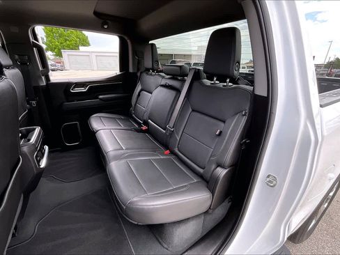 Used 2024 GMC Sierra 1500 SLT w/ SLT Premium Package image 19