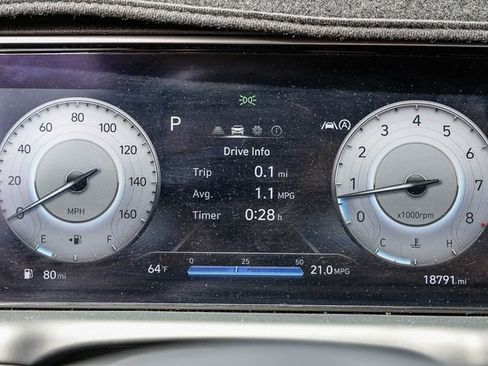 Certified 2022 Hyundai Tucson SEL w/ Convenience Package FWD image 19