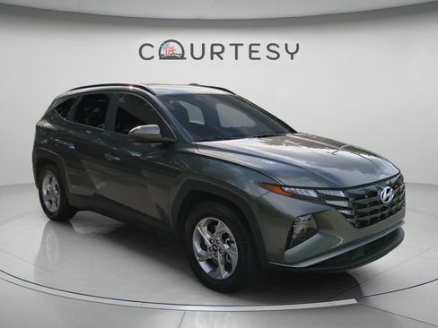 Used 2022 Hyundai Tucson SEL w/ Cargo Package FWD image 9
