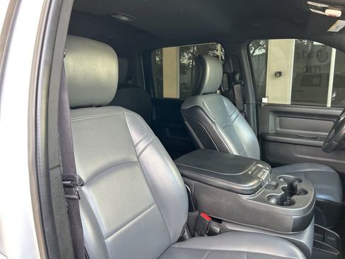 Used 2021 RAM 2500 Tradesman w/ Chrome Appearance Group image 22