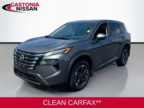 Used 2025 Nissan Rogue SV AWD/4WD image 3
