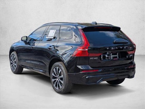 Used 2024 Volvo XC60 B5 Plus AWD/4WD image 8