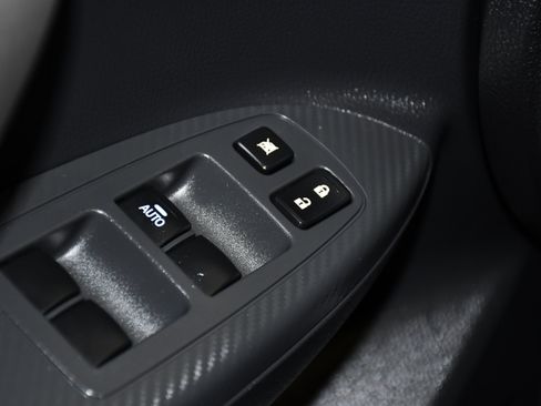 Used 2024 Mitsubishi Eclipse Cross ES AWD/4WD image 33