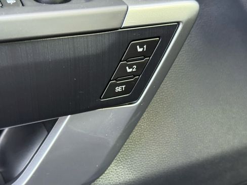 Used 2023 Toyota Tundra Platinum image 27