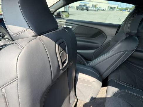 Used 2025 Ford Mustang GT RWD image 8
