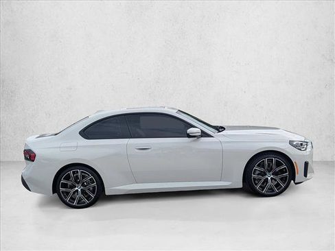 Certified 2023 BMW 230i Coupe w/ Convenience Package image 4