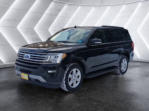 Used 2020 Ford Expedition XLT w/ Equipment Group 201A image 2