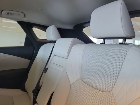 Certified 2024 Lexus RX 350 Premium w/ Accessory Package (K3) FWD image 17