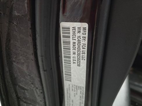 Used 2025 Dodge Durango GT RWD image 14