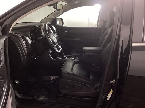 Used 2019 GMC Canyon SLT w/ Driver Alert Package image 17