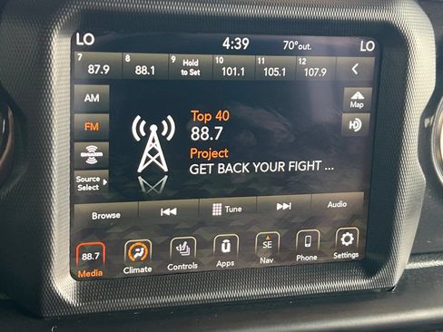 Used 2022 Jeep Wrangler Unlimited Rubicon AWD/4WD image 18