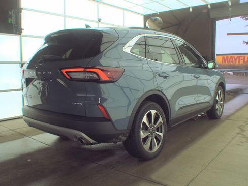 Used 2024 Ford Escape Platinum image 6