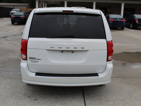 Used 2016 Dodge Grand Caravan SE w/ Quick Order Package 29E SE image 25