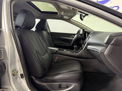 Used 2017 Nissan Maxima 3.5 SL w/ Interior Lighting Package image 12