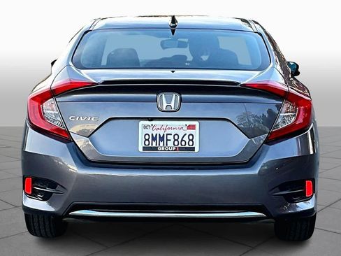 Used 2019 Honda Civic EX image 4