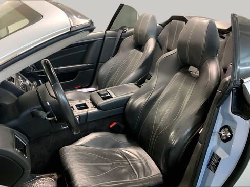 Used 2013 Aston Martin DB9 Volante RWD image 7
