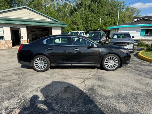Used 2013 Lincoln MKS AWD image 6