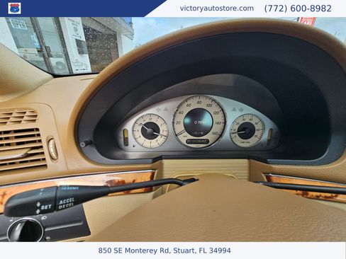 Used 2008 Mercedes-Benz E 350 Sedan image 19