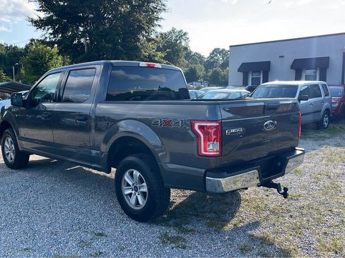 Used 2017 Ford F150 XLT w/ Equipment Group 301A Mid AWD/4WD image 13