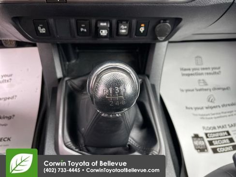 Used 2019 Toyota Tacoma TRD Sport w/ Technology Package AWD/4WD image 13