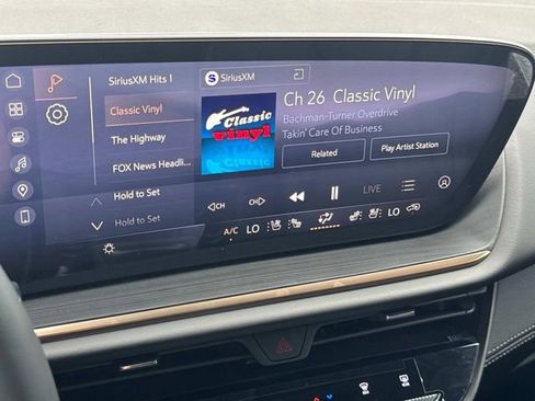 New 2026 Buick Envision Avenir image 36