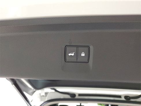 Used 2023 INFINITI QX60 Luxe w/ Cargo Package image 8