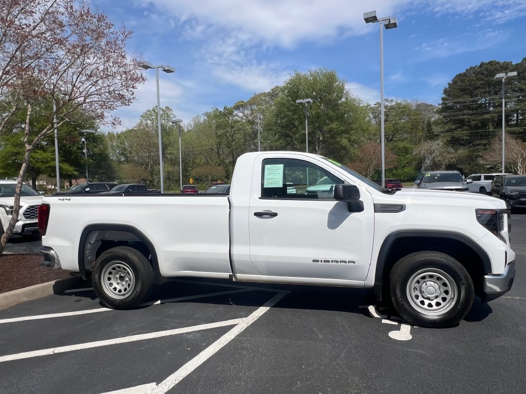 Used 2024 GMC Sierra 1500 Pro w/ Pro Value Package AWD/4WD image 4