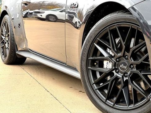 Used 2024 Ford Mustang GT Premium image 6