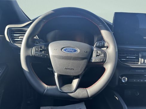 Used 2023 Ford Escape ST-Line w/ Tech Pack #1 image 19