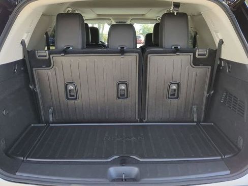 Certified 2025 Nissan Pathfinder Platinum image 13