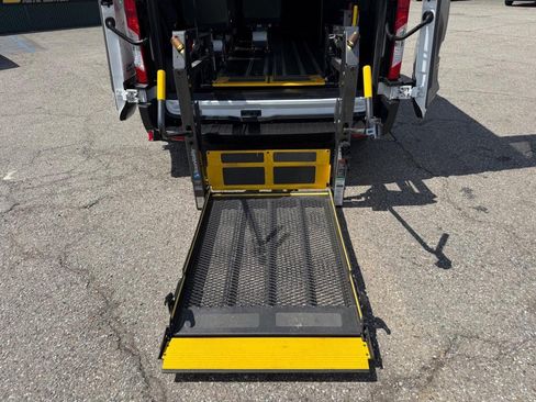 Used 2020 Ford Transit 350 XL RWD image 10