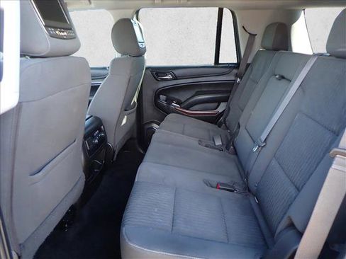 Used 2017 GMC Yukon SLE w/ SLE Value Package image 10